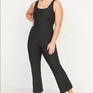 Old Navy Powersoft flared jumpsuit - Tall